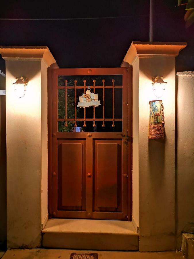 Spetses Center Comfy Apartment מראה חיצוני תמונה
